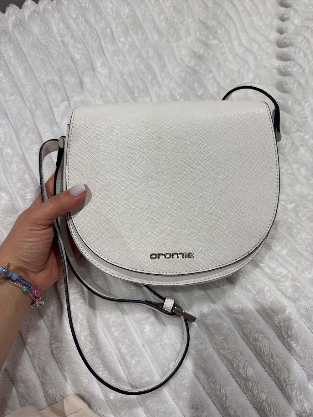 Crontë White Crossbody Saddle Bag with Adjustable Strap